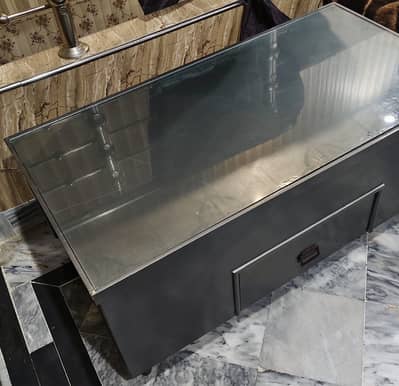 Centre table with two drawers