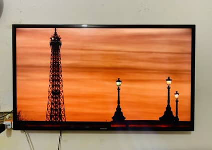 Original Samsung 40 Inch Smart LED TV Full HD – Excellent Condition