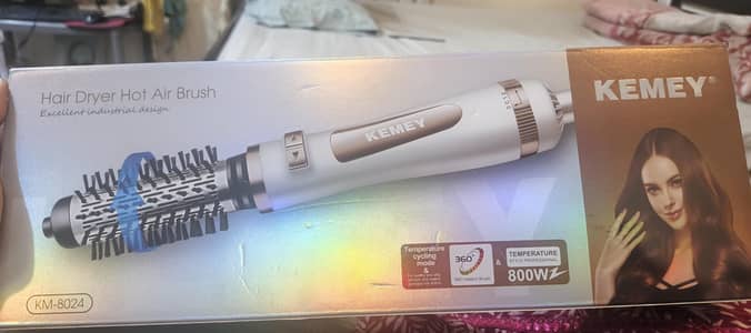 hot air brush / blowdryer