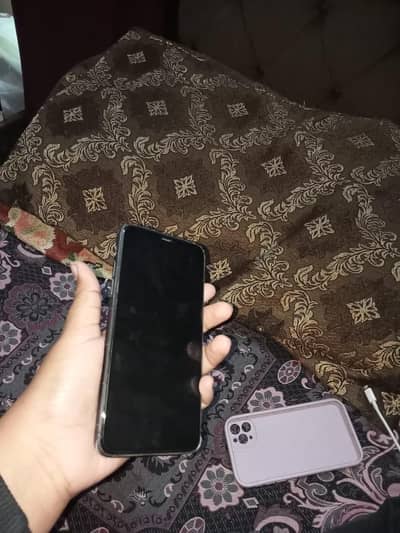 iPhone 11 Pro max JV