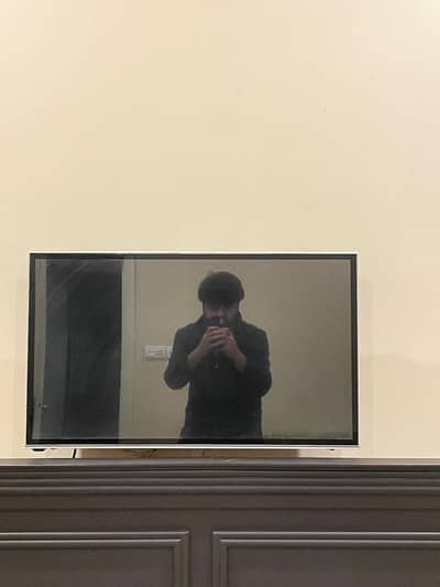 LED TV 32 Inch ( Made in Malaysia )