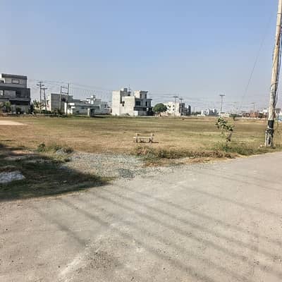 Corner 16.5 Marla Plot For Sale Wyeth Society