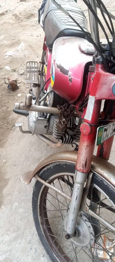 yb 100 cc royale Yamaha 2 stroke  for sall