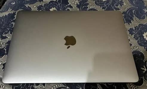 MacBook pro 2017 15inch
