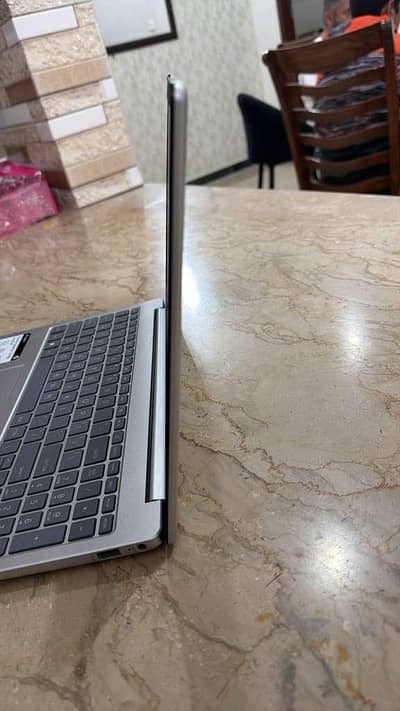 HP laptop only 4 months used 10/10 condition for sale