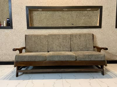 Wooden sofa set (Shesham)