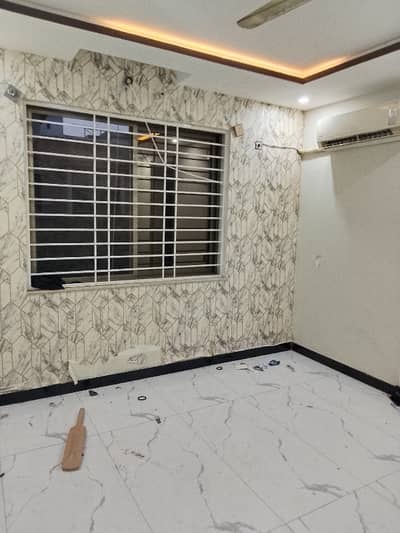 7 MARLA BRAND NEW UPPER PORTION FOR RENT IN JINNAH GARDEN