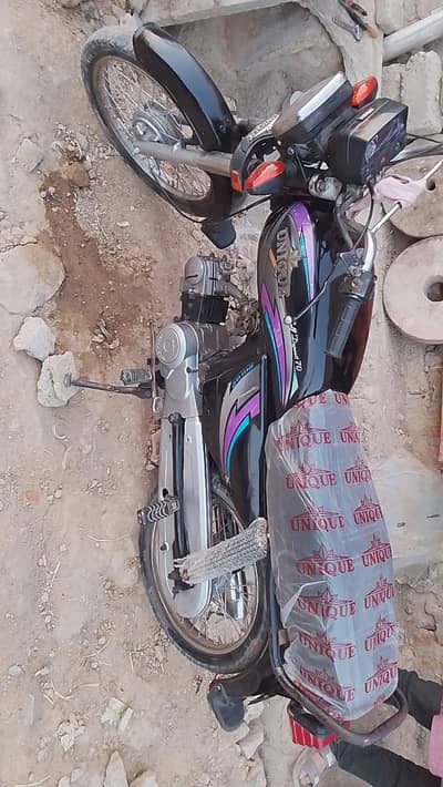 unique wahhtsap number 03198160886