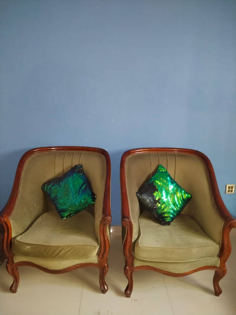 USed Sofa Set 3