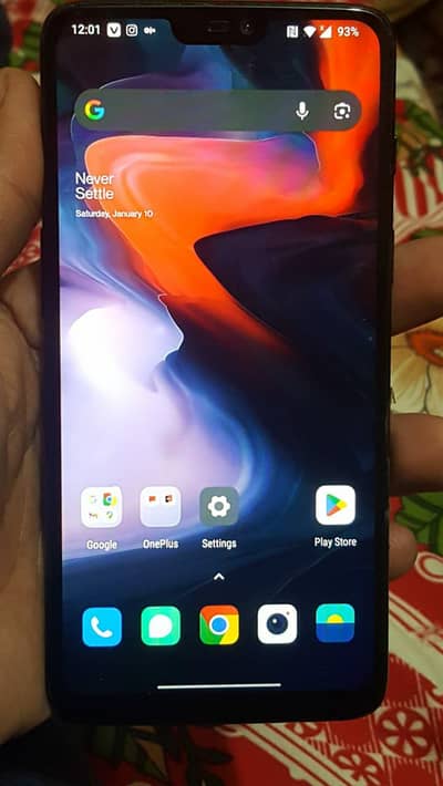 hello friend I'm selling my phone 