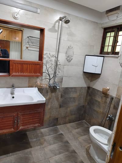 FGEHA C-Type Ground Floor Apartment for Sale in G-11/3 (Extra Land)