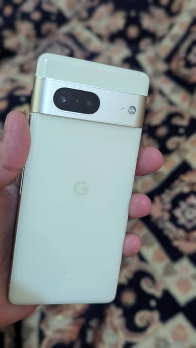 google pixel 7 in mint condition
