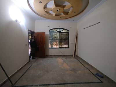 05 MARLA HOUSE PRIME LOCATION FOR RENT IN JOHAR TOWN LAHORE