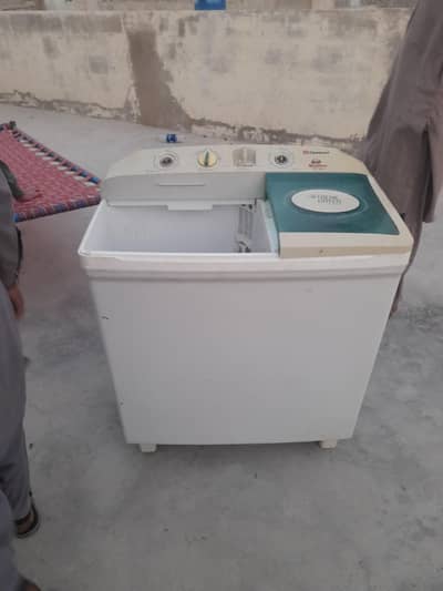 Urgent sale Dawlance Advance Washing Machine DW-5500 | Twin Tub
