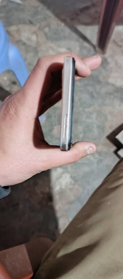 vivo y17s all ok 10/9 conditions box with changer 4/128