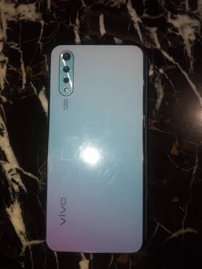 vivo S1 4-128 gb