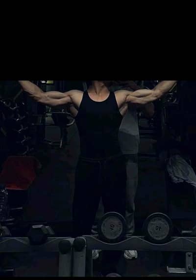 Female Receptionist Required