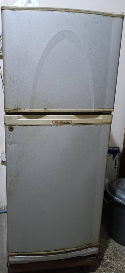 Dawlance 2 Door 12 Cubic Refrigerator in Good Condition