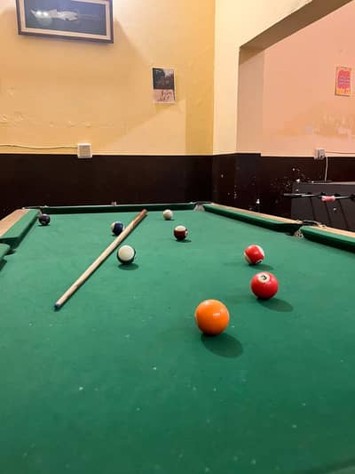 Snooker Billiards Table