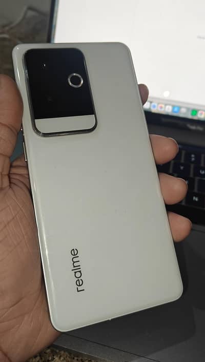 Realme GT6 - 12/256GB - Exchange Possible