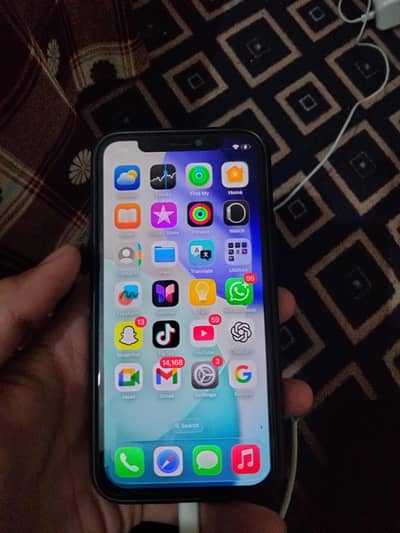 iPhone 11 pro 256 GB factory unlocked front camera ma thori si line ha