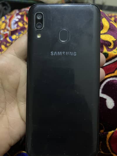 Samsung Mobile A30