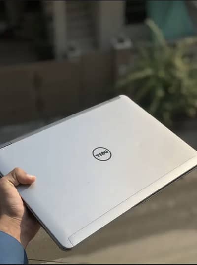 Dell core i5 4th generation 4/128