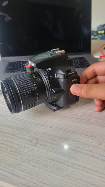 D5600
