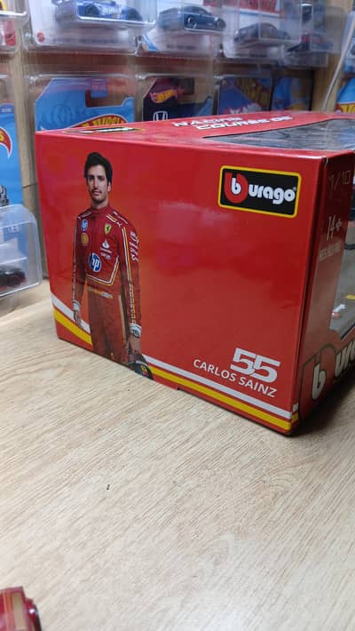 Bburago 1:18 scale Ferrari F1 Carlos Sainz