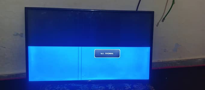 SAMSUNG 32" inch LED TV