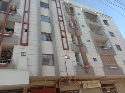 NEWLY FLAT 2 BAD DD 3RD FLOOR ROAD FACING ON MAIN RASHID MINHAS ROAD