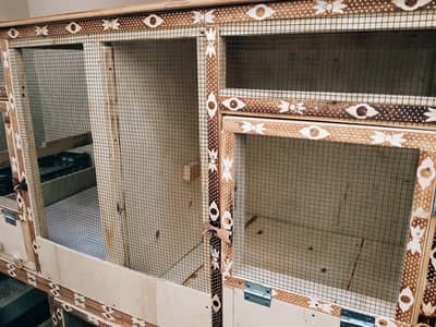 Mazboot Wooden Pinjra (3 Portions) - For Aseel & Breeding