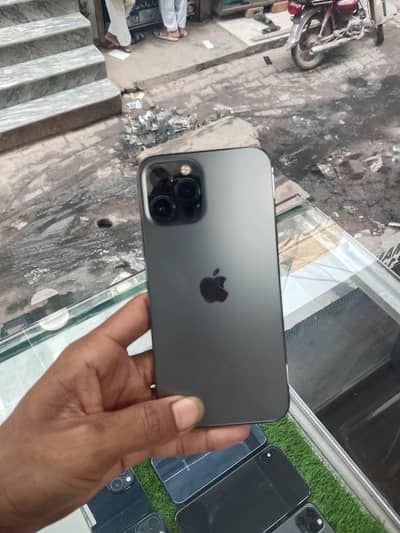 IPhone 12 Pro max Factory unlocked ufhone sim working