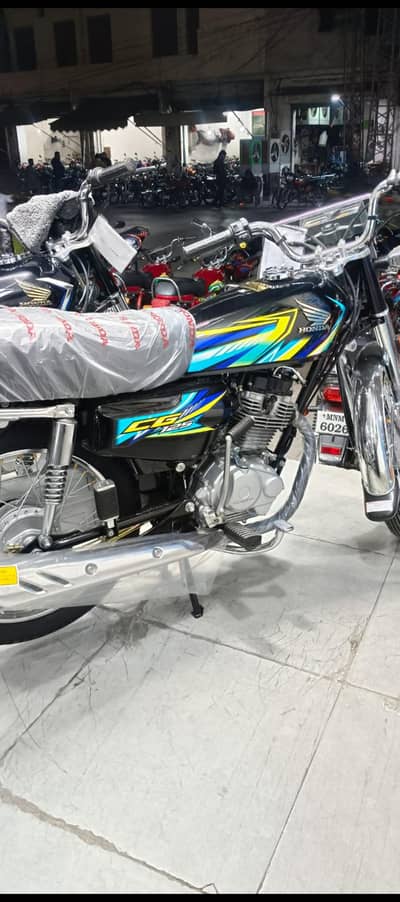 Honda CG 125 black colour 0 meter