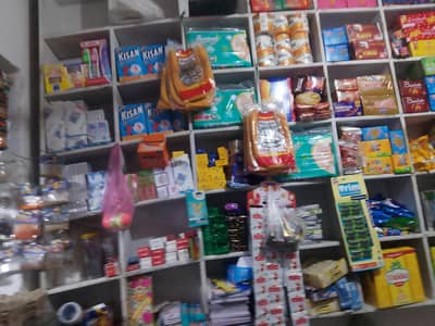 وارث خان میٹرو اسٹیشن کے قریب چلتی ہوئی کریانہ اسٹور دکان برائے فروخت