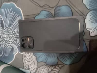 10iphone 12 pro max 10 by 10  81% battery health with  free cover