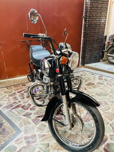 Honda CD 200 road master 1982 model for urgent sale