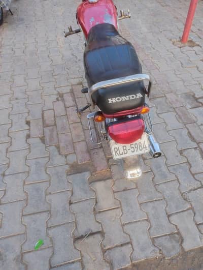 Cd 70 2005 model Honda