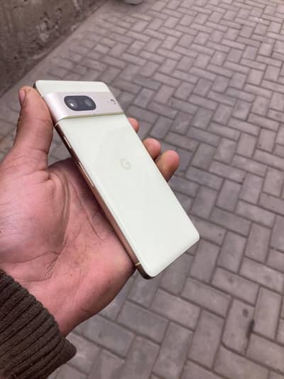 GOOGLE PIXEL 7