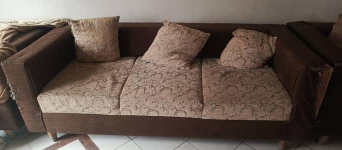 Urgent Sell 3+2+1 Sofa Set