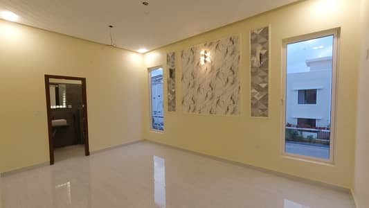 160 Square Yard G +1 Beautiful House Park Facing West Open For Sale