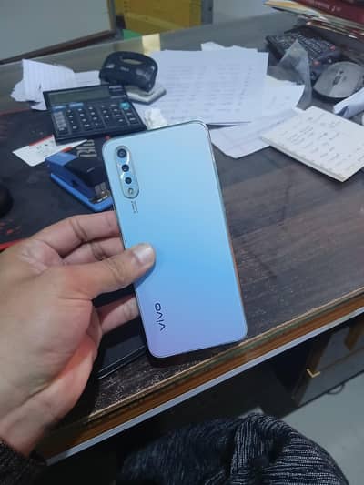 vivo S1 with Box and Charger