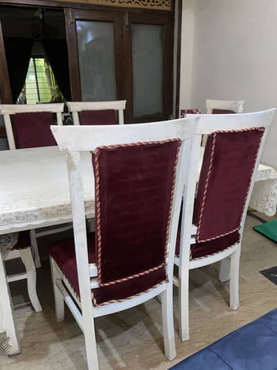 Elegant White Dining Set