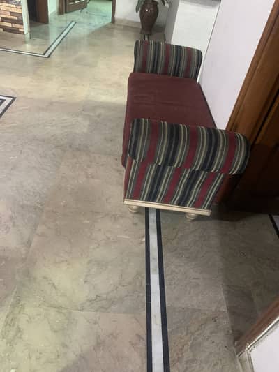 Mehroon sofa