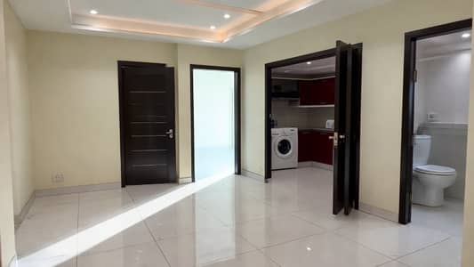 1400 Square Feet Semi-Furnished 2 Bed Apartment ZERO Transfer Fee