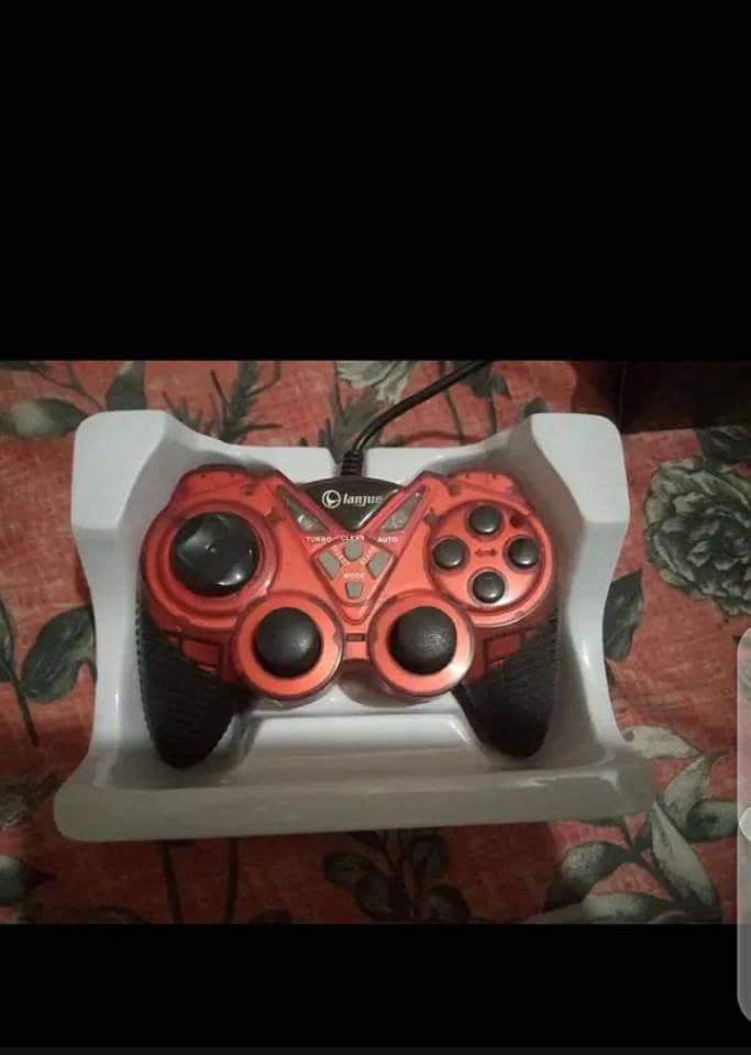 Gaming controller 0