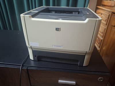 HP Laser Jet P 2015