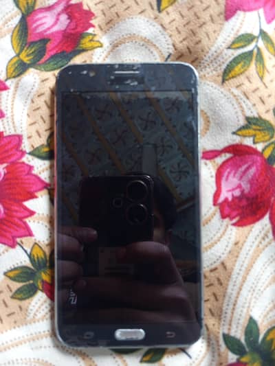 Samsung Galaxy j 7