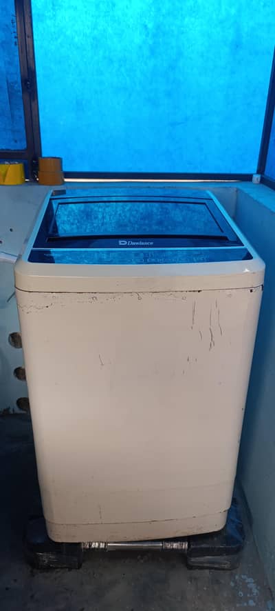 Fully Automatic and Fully Operational 8kg Dawlance Washing machine