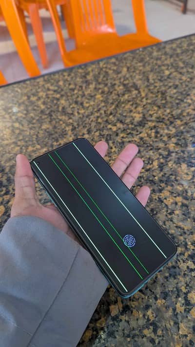 One Plus 8T alla oaky just 4 lies in panel urgent sale no exchange